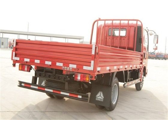 Cargo 6 Wheeler 5 8 10 Tons HOWO Light Truck